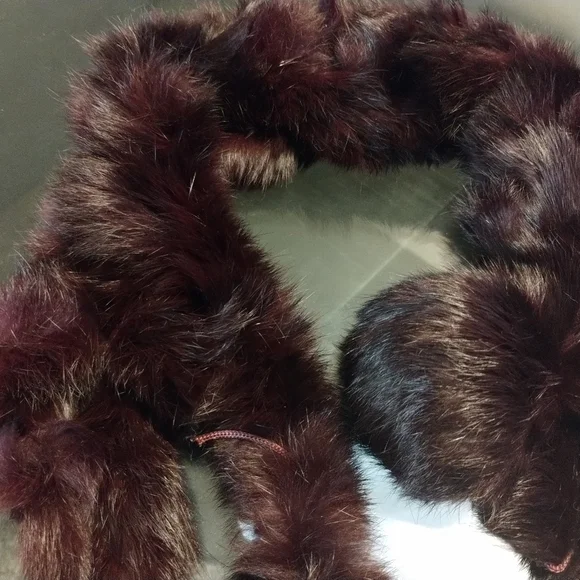 Two Rabbit Fur Collars - Picture 2 of 11